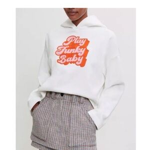 Maje 70's Style Embroidered Sweatshirt Size Small White $265 New with tags